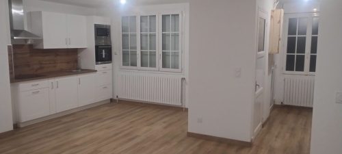 Pose du cuisine, parquet flottant, placo, peinture