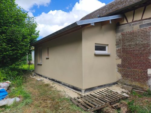 réalisation d'un enduit projeté 